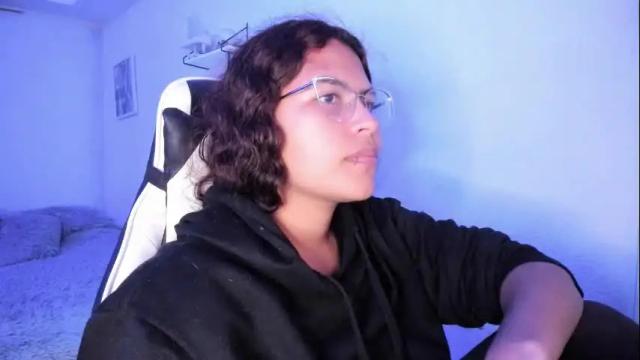 Image 2 of ladybrown_16 Stream on Chaturbate on 16 days ago