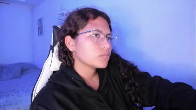 Image 6 of ladybrown_16 Stream on Chaturbate on 16 days ago