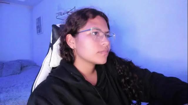 Image 7 of ladybrown_16 Stream on Chaturbate on 16 days ago