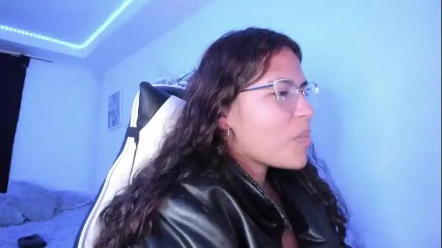 Image 10 of ladybrown_16 Stream on Chaturbate on 14 days ago