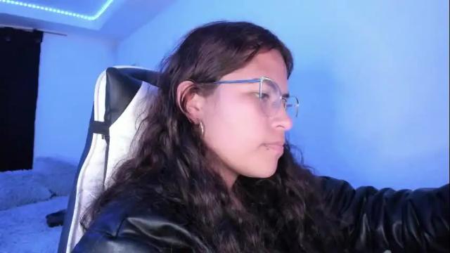 Image 2 of ladybrown_16 Stream on Chaturbate on 14 days ago