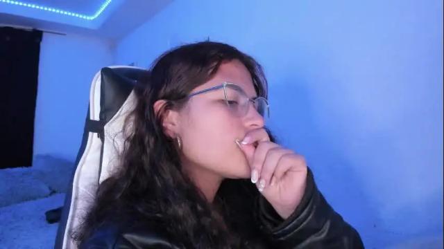 Image 6 of ladybrown_16 Stream on Chaturbate on 14 days ago