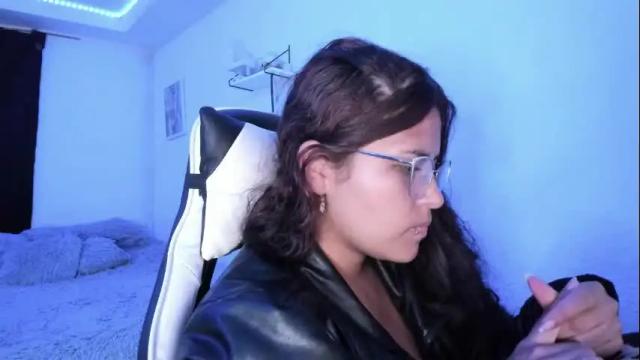 Image 12 of ladybrown_16 Stream on Chaturbate on 13 days ago