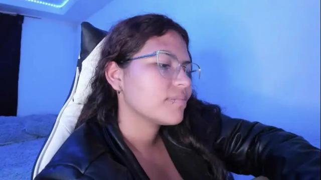 Image 10 of ladybrown_16 Stream on Chaturbate on 12 days ago