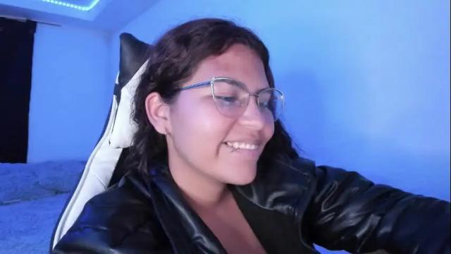 Image 2 of ladybrown_16 Stream on Chaturbate on 12 days ago