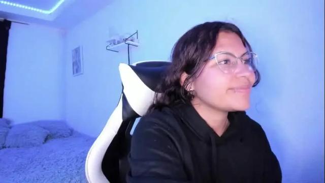 Image 2 of ladybrown_16 Stream on Chaturbate on 10 days ago