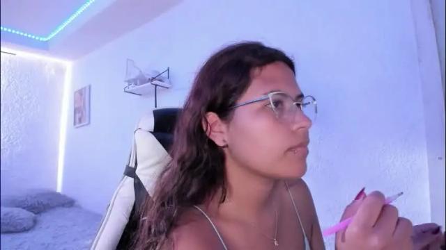 Image 4 of ladybrown_16 Stream on Chaturbate on 3 days ago