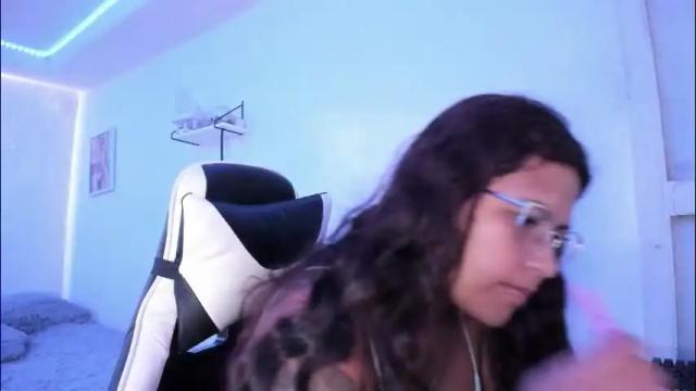 Image 8 of ladybrown_16 Stream on Chaturbate on 3 days ago