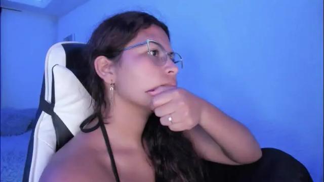 Image 4 of ladybrown_16 Stream on Chaturbate on 1 day ago
