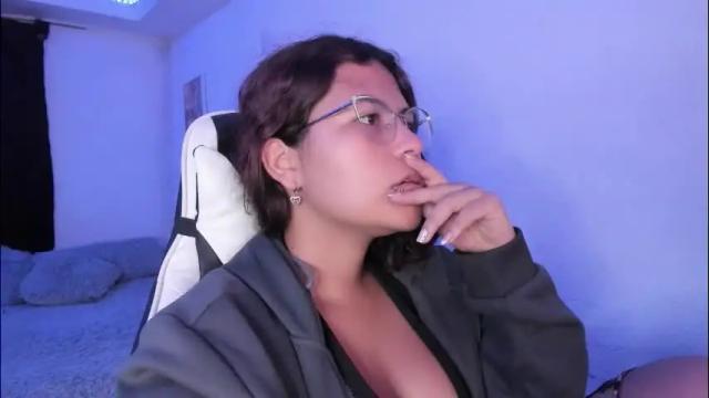 Image 10 of ladybrown_16 Stream on Chaturbate on 2 months ago