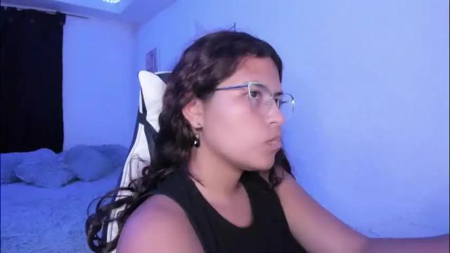 Image 7 of ladybrown_16 Stream on Chaturbate on 2 months ago