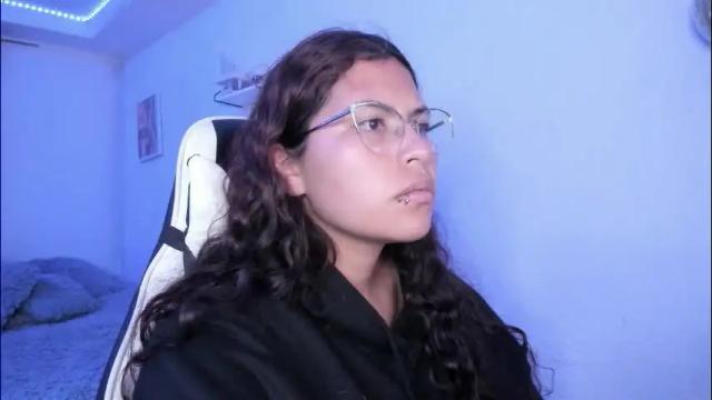 Image 3 of ladybrown_16 Stream on Chaturbate on 1 month ago