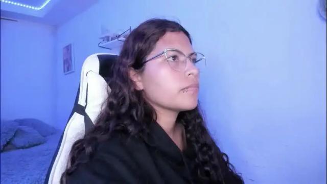 Image 8 of ladybrown_16 Stream on Chaturbate on 1 month ago