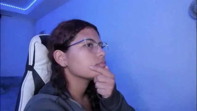 Image 8 of ladybrown_16 Stream on Chaturbate on 1 month ago