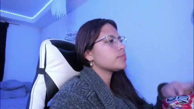 Image 2 of ladybrown_16 Stream on Chaturbate on 23 days ago