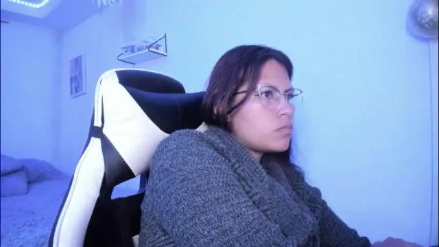 Image 7 of ladybrown_16 Stream on Chaturbate on 23 days ago