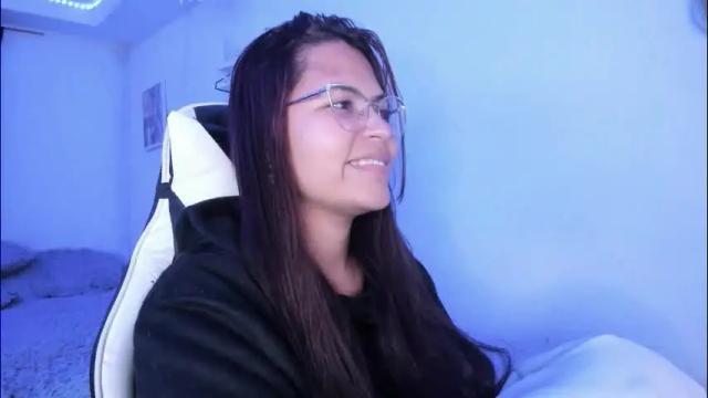 Image 6 of ladybrown_16 Stream on Chaturbate on 23 days ago
