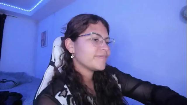 Image 3 of ladybrown_16 Stream on Chaturbate on 11 days ago
