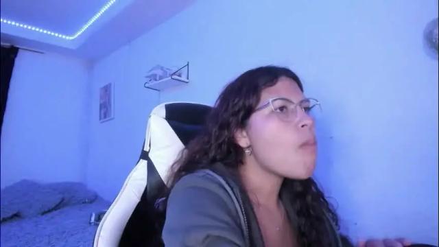 Image 2 of ladybrown_16 Stream on Chaturbate on 2 days ago