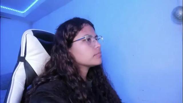 Image 3 of ladybrown_16 Stream on Chaturbate on 2 months ago