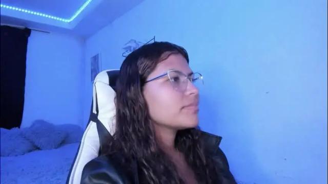 Image 7 of ladybrown_16 Stream on Chaturbate on 2 months ago
