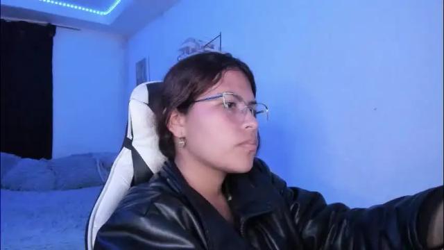 Image 10 of ladybrown_16 Stream on Chaturbate on 2 months ago