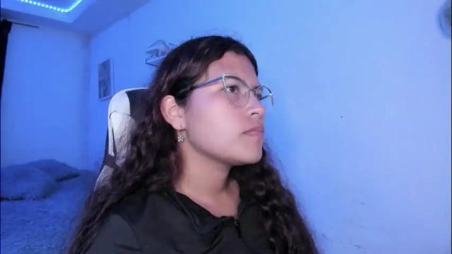 Image 3 of ladybrown_16 Stream on Chaturbate on 1 month ago