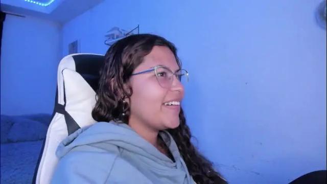 Image 12 of ladybrown_16 Stream on Chaturbate on 1 month ago