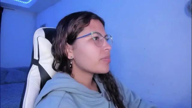 Image 2 of ladybrown_16 Stream on Chaturbate on 1 month ago