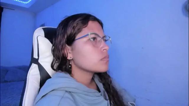 Image 6 of ladybrown_16 Stream on Chaturbate on 1 month ago