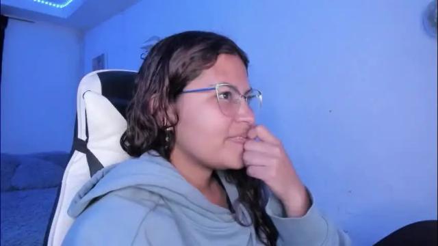 Image 7 of ladybrown_16 Stream on Chaturbate on 1 month ago