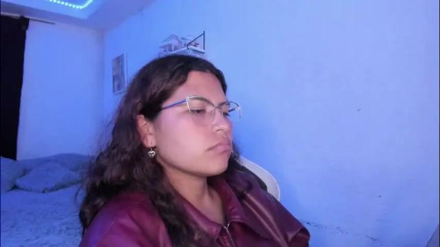 Image 12 of ladybrown_16 Stream on Chaturbate on 1 month ago