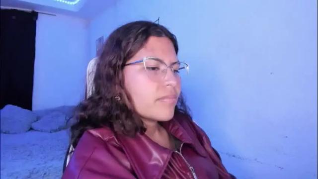 Image 3 of ladybrown_16 Stream on Chaturbate on 1 month ago