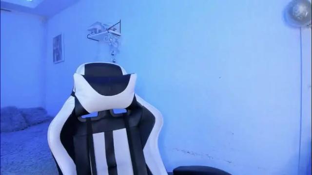 Image 12 of ladybrown_16 Stream on Chaturbate on 1 month ago