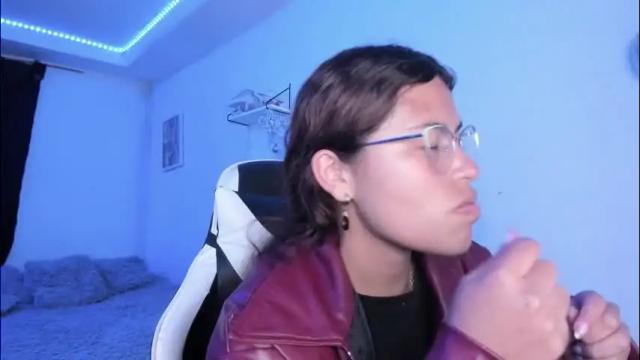 Image 2 of ladybrown_16 Stream on Chaturbate on 1 month ago