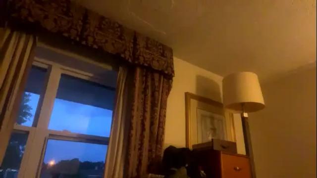Image 4 of ladybug9097 Stream on Chaturbate on 1 month ago