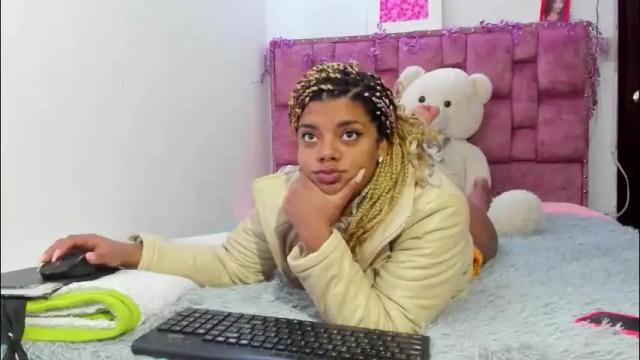 Image 10 of ladydanniela Stream on Chaturbate on 1 month ago