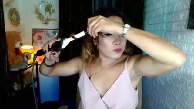 Image 7 of ladyfox_95 Stream on Chaturbate on 14 months ago
