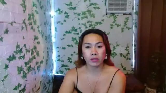 Image 3 of ladyfox_95 Stream on Chaturbate on 13 months ago