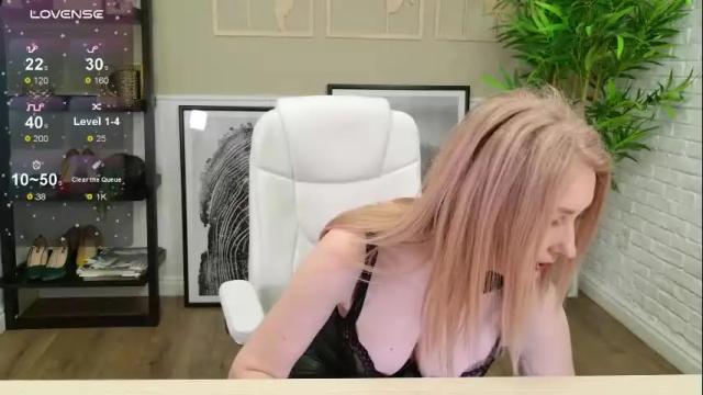 Thumbnail 3, ladyleea's Stream at Chaturbate, 1 month ago