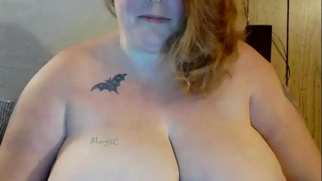 Image 4 of ladylynn13 Stream on Chaturbate on 1 month ago