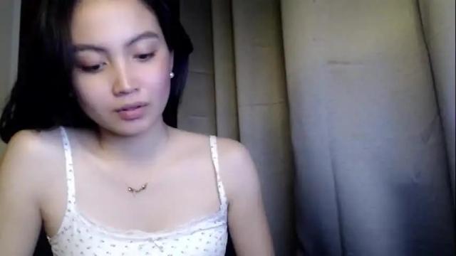 Image 11 of ladymia_x Stream on Chaturbate on 24 days ago