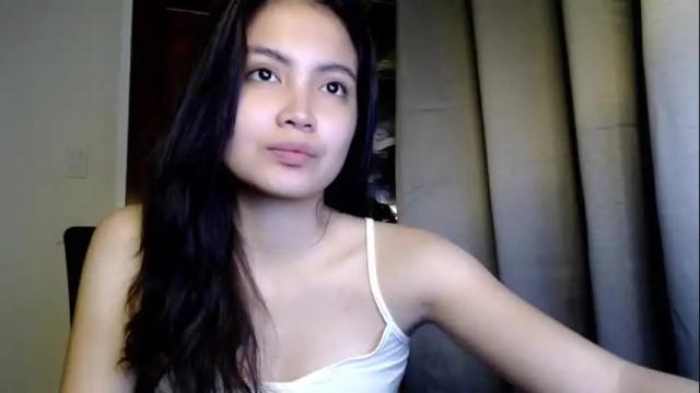 Image 2 of ladymia_x Stream on Chaturbate on 1 month ago
