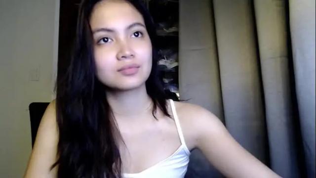 Image 4 of ladymia_x Stream on Chaturbate on 1 month ago