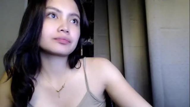 Image 12 of ladymia_x Stream on Chaturbate on 1 month ago