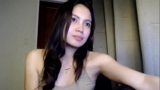 Image 3 of ladymia_x Stream on Chaturbate on 1 month ago