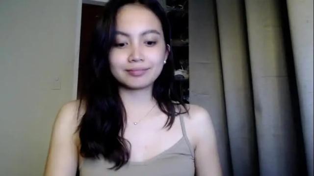Image 2 of ladymia_x Stream on Chaturbate on 2 months ago