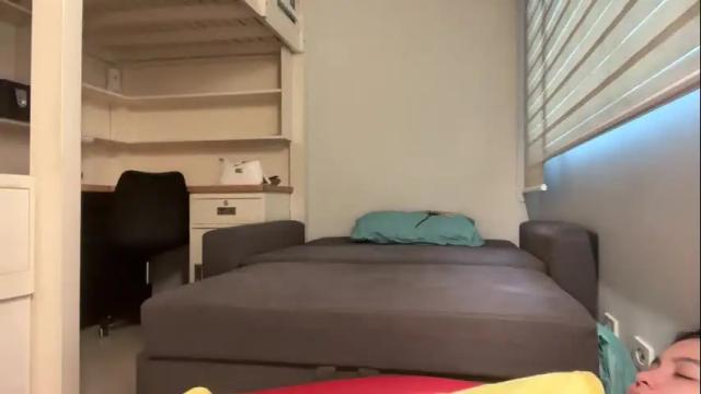 Image 10 of ladymia_x Stream on Chaturbate on 1 month ago