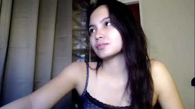 Image 4 of ladymia_x Stream on Chaturbate on 20 days ago