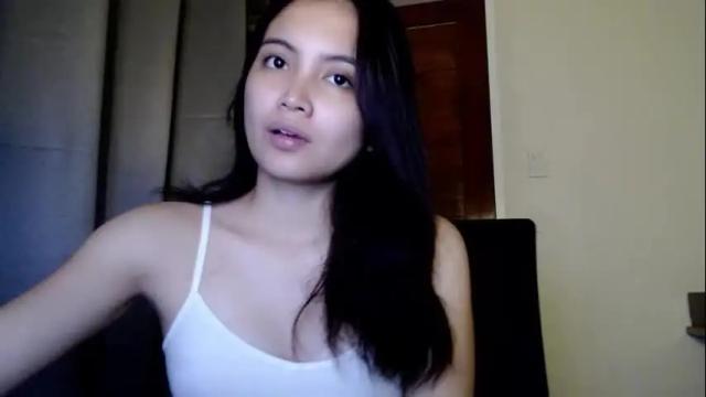 Image 3 of ladymia_x Stream on Chaturbate on 18 days ago